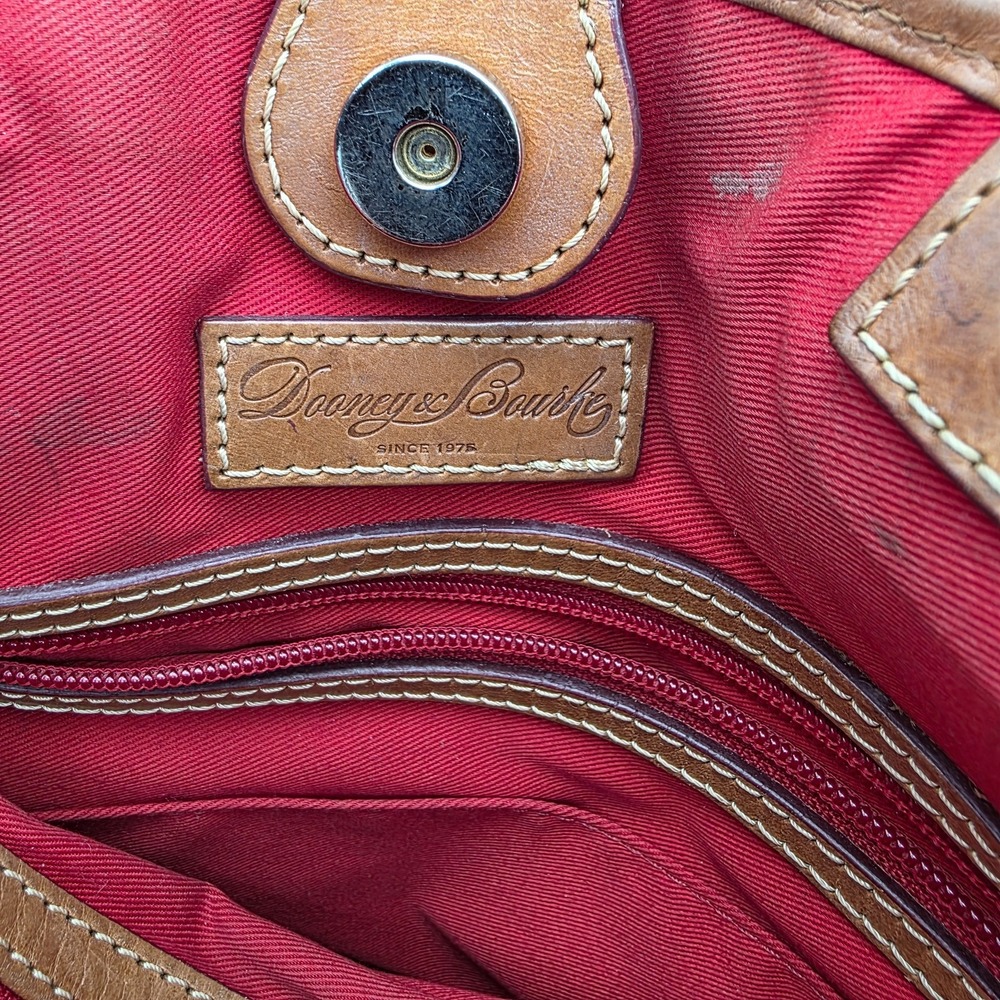 Dooney & Bourke Pebbled Navy Tote Bag Brown Handles Red Interior - Picture 10 of 11